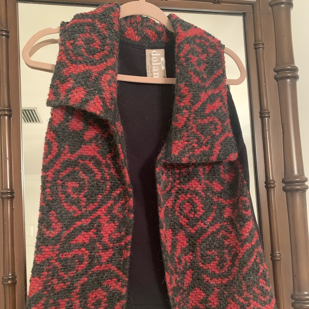 Anthropologie fuzzy vest size medium
